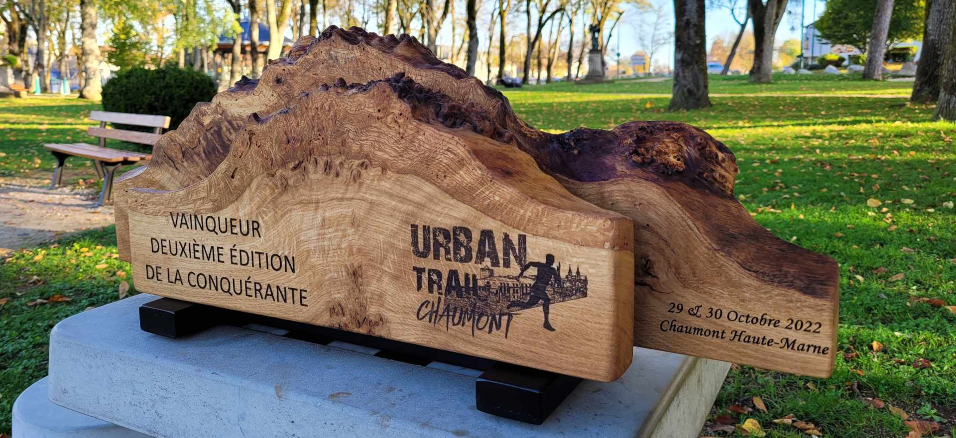 Trophée en bois de l'Urban Trail de Chaumont 2022